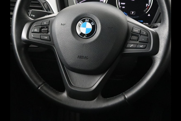 BMW X1 Xdrive25e Edrive Edition | Panoramadak | Stoelverwarming | Full LED | Navigatie | Climate control | Parkeerhulp | Cruise control | PHEV | Plug In