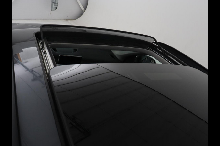 BMW X1 Xdrive25e Edrive Edition | Panoramadak | Stoelverwarming | Full LED | Navigatie | Climate control | Parkeerhulp | Cruise control | PHEV | Plug In