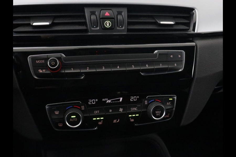 BMW X1 Xdrive25e Edrive Edition | Panoramadak | Stoelverwarming | Full LED | Navigatie | Climate control | Parkeerhulp | Cruise control | PHEV | Plug In