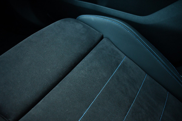 BMW X1 xDrive25e M-Sport Pano Trekhaak Camera 3786km!