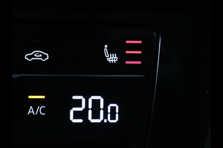 Volkswagen Passat 1.4 TSI PHEV GTE | Trekhaak | Stoelverwarming | Massage | Camera | Carplay | Adaptive cruise | Side Assist | Matrix LED | Navigatie | Parkeerhulp | Plug In