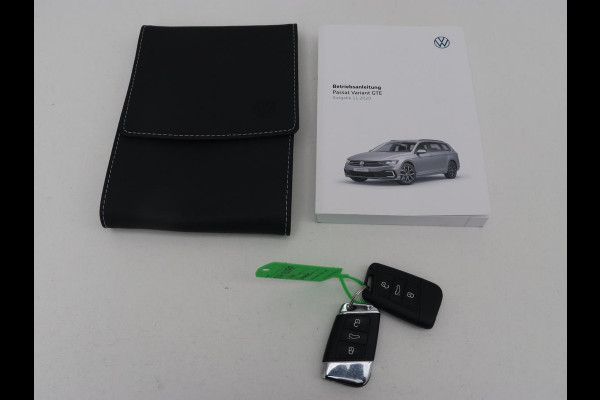Volkswagen Passat 1.4 TSI PHEV GTE | Trekhaak | Stoelverwarming | Massage | Camera | Carplay | Adaptive cruise | Side Assist | Matrix LED | Navigatie | Parkeerhulp | Plug In