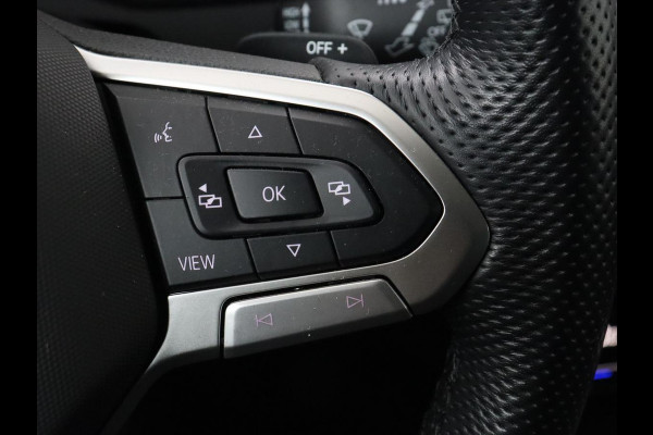 Volkswagen Passat 1.4 TSI PHEV GTE | Trekhaak | Stoelverwarming | Massage | Camera | Carplay | Adaptive cruise | Side Assist | Matrix LED | Navigatie | Parkeerhulp | Plug In