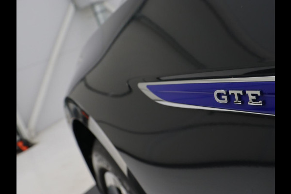 Volkswagen Passat 1.4 TSI PHEV GTE | Trekhaak | Stoelverwarming | Massage | Camera | Carplay | Adaptive cruise | Side Assist | Matrix LED | Navigatie | Parkeerhulp | Plug In