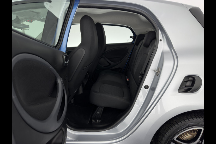 Smart Forfour EQ Comfort 18 kWh [ 3-Fase ] {SOH-95%} (INCL-BTW) Aut. *NAVI-FULLMAP | COMFORT-SEATS | AIRCO | CRUISE | PDC | 16''ALU*
