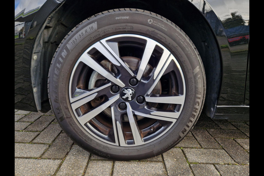 Peugeot 208 1.2 EAT8 100PK /I cockpit/AdapCruis/stoelverwarming