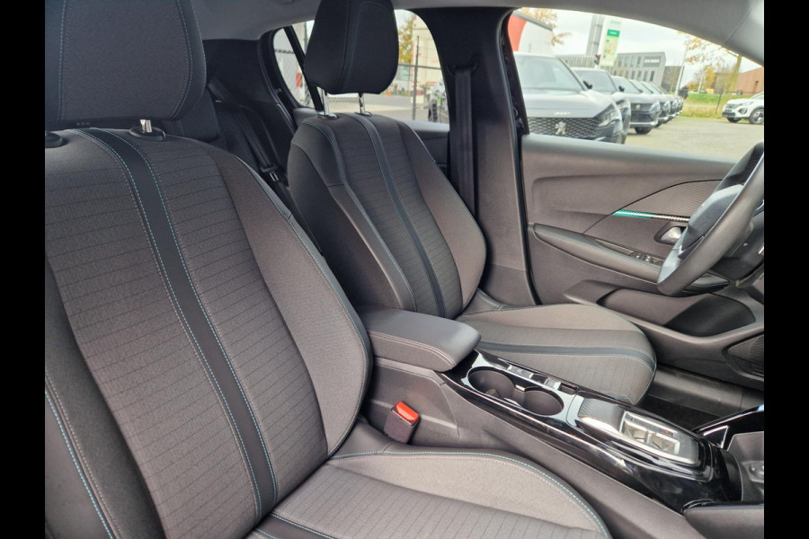 Peugeot 208 1.2 EAT8 100PK /I cockpit/AdapCruis/stoelverwarming