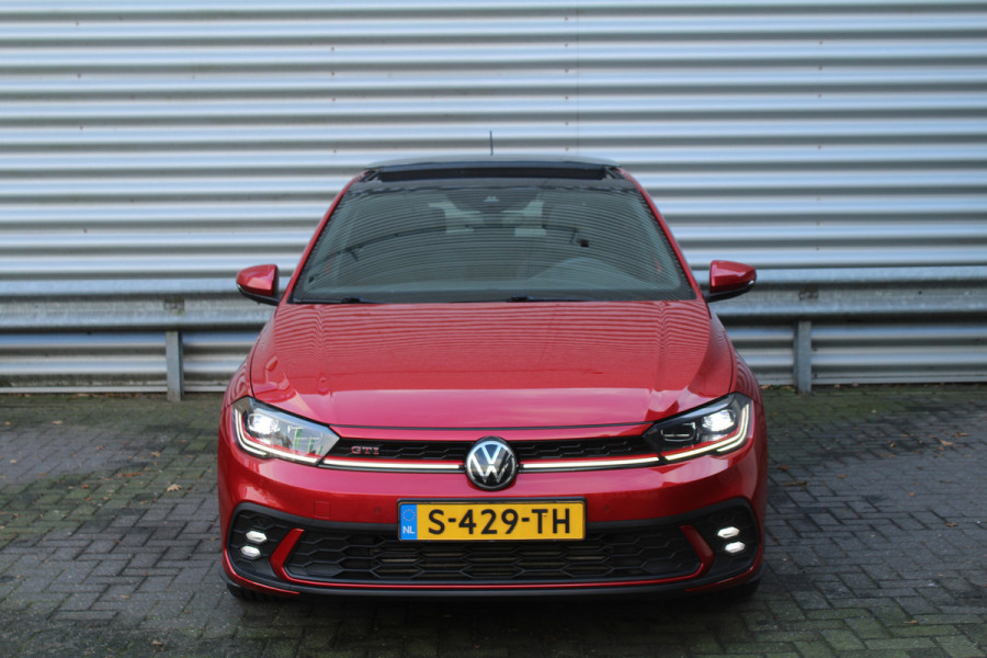 Volkswagen Polo 2.0 TSI 207pk GTI DSG7 Panoramadak Clima Cruise Navi Camera Carplay Dig. Cockpit 18"LMV Stoelverwarming
