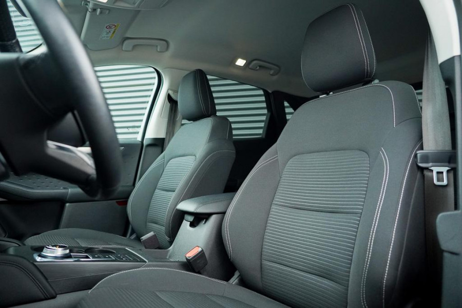 Ford Kuga 2.5 PHEV Titanium X / Winter Pack / Privacy Glass / Trekhaak voorbereiding