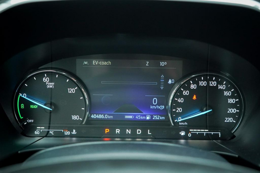 Ford Kuga 2.5 PHEV Titanium X / Winter Pack / Privacy Glass / Trekhaak voorbereiding