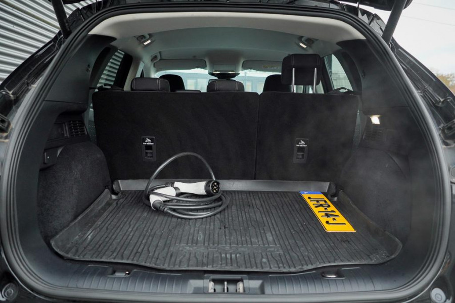 Ford Kuga 2.5 PHEV Titanium X / Winter Pack / Privacy Glass / Trekhaak voorbereiding