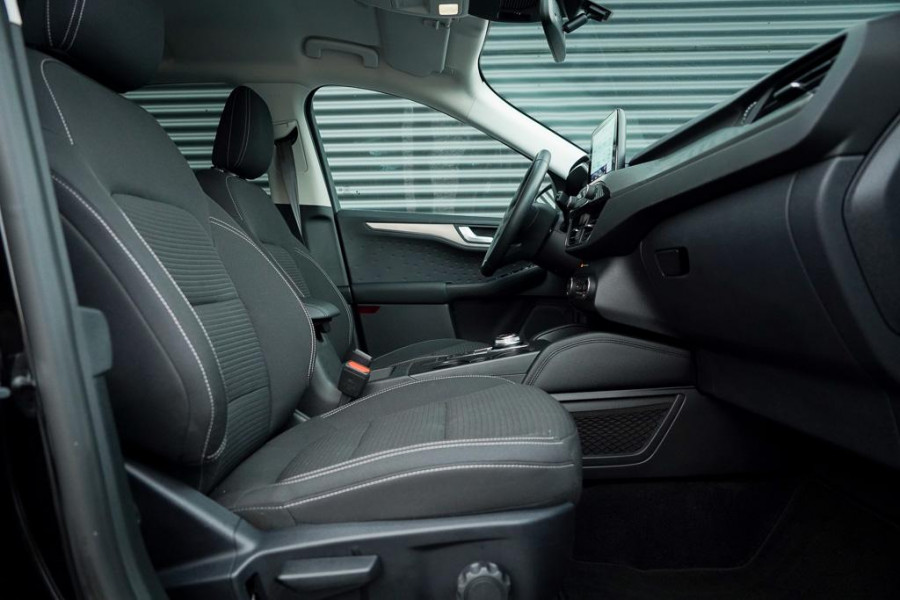 Ford Kuga 2.5 PHEV Titanium X / Winter Pack / Privacy Glass / Trekhaak voorbereiding