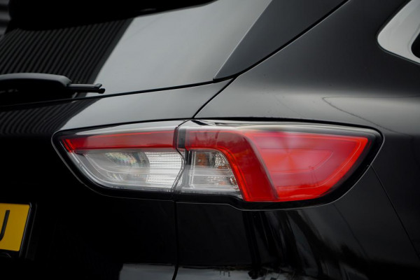 Ford Kuga 2.5 PHEV Titanium X / Winter Pack / Privacy Glass / Trekhaak voorbereiding