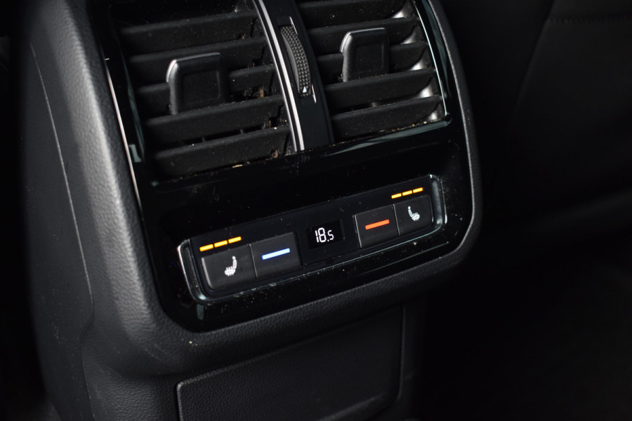 Volkswagen Arteon 2.0 TSI 190PK DSG R-LINE BUSINESS LEDER/CAMERA/VIRTUAL