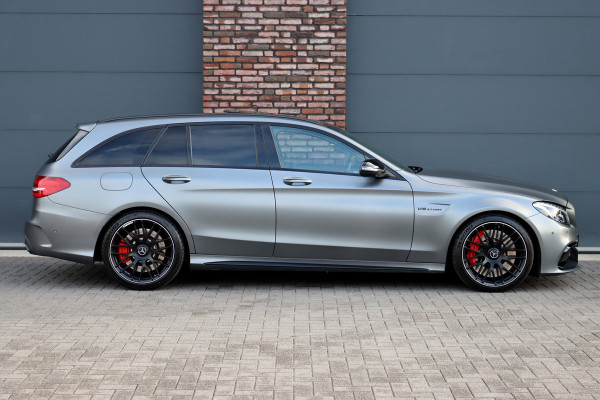 Mercedes-Benz C-Klasse Estate AMG 63 S | 510pk | Distronic+ | Memory | Burmester | AMG Drivers Package | Stoelventilatie | Panoramadak | Trekhaak | HUD | Surround Camera | Nightpakket | Schakelbare Uitlaat |