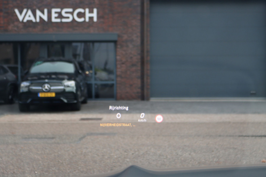 Mercedes-Benz C-Klasse Estate AMG 63 S | 510pk | Distronic+ | Memory | Burmester | AMG Drivers Package | Stoelventilatie | Panoramadak | Trekhaak | HUD | Surround Camera | Nightpakket | Schakelbare Uitlaat |