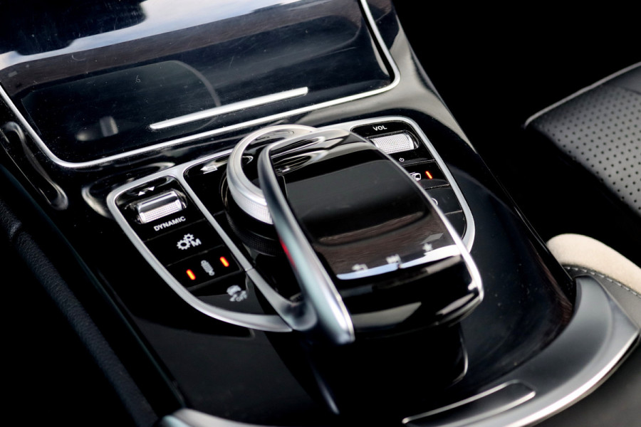 Mercedes-Benz C-Klasse Estate AMG 63 S | 510pk | Distronic+ | Memory | Burmester | AMG Drivers Package | Stoelventilatie | Panoramadak | Trekhaak | HUD | Surround Camera | Nightpakket | Schakelbare Uitlaat |