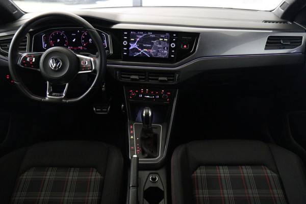 Volkswagen Polo 2.0 TSI GTI PANO/CARPLAY/CAM/SFEERVER/BLINDESPOT/VOL