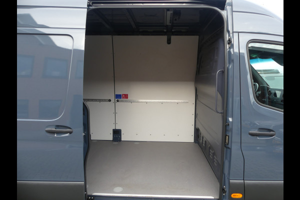 Mercedes-Benz Sprinter 315 CDI L2H2 LED Adaptive Cruise Control 360 Camera