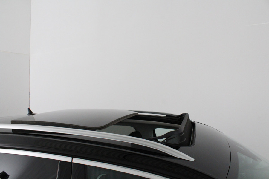 Volkswagen T-Roc 1.0 TSI Style Pano.schuif/Camera/Zwart dak/Stoelverwarming...