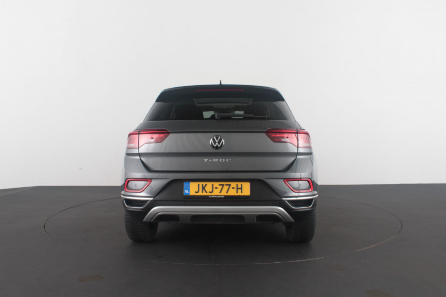 Volkswagen T-Roc 1.0 TSI Style Pano.schuif/Camera/Zwart dak/Stoelverwarming...