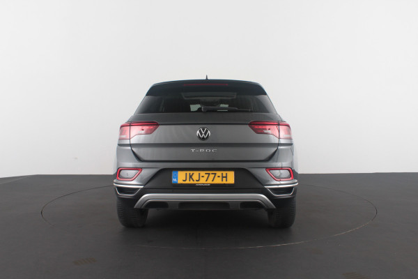 Volkswagen T-Roc 1.0 TSI Style Pano.schuif/Camera/Zwart dak/Stoelverwarming...