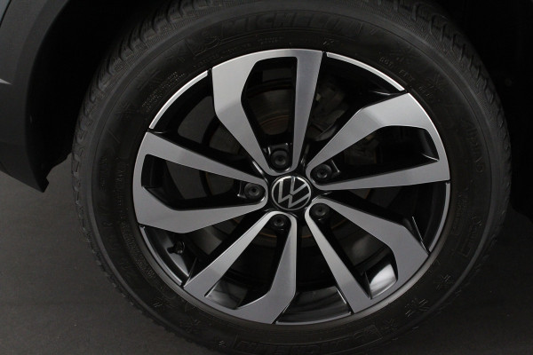 Volkswagen T-Roc 1.0 TSI Style Pano.schuif/Camera/Zwart dak/Stoelverwarming...