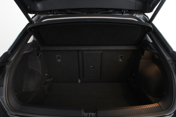 Volkswagen T-Roc 1.0 TSI Style Pano.schuif/Camera/Zwart dak/Stoelverwarming...