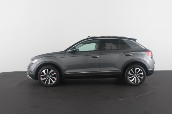 Volkswagen T-Roc 1.0 TSI Style Pano.schuif/Camera/Zwart dak/Stoelverwarming...