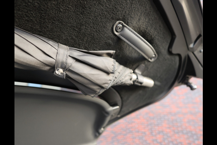 Aston Martin Vantage 4.0 V8 | Quicksilver uitlaat - Onyx Black