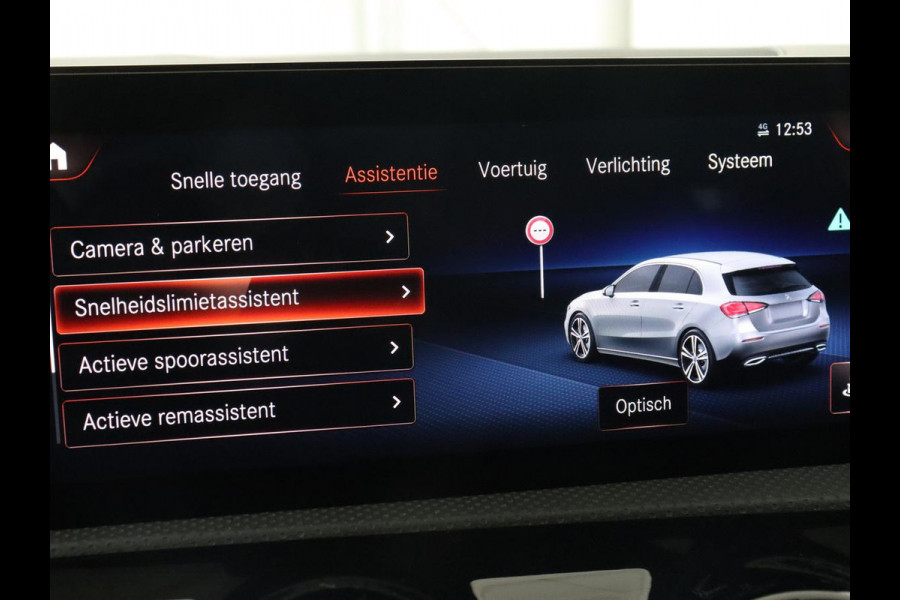 Mercedes-Benz A-Klasse 250e AMG Limited | Stoelverwarming | Widescreen | Sfeerverlichting | Camera | Navigatie | Leder/Alcantara | Park Assist | Sportstoelen | Full LED | Climate control | PHEV | Plug In