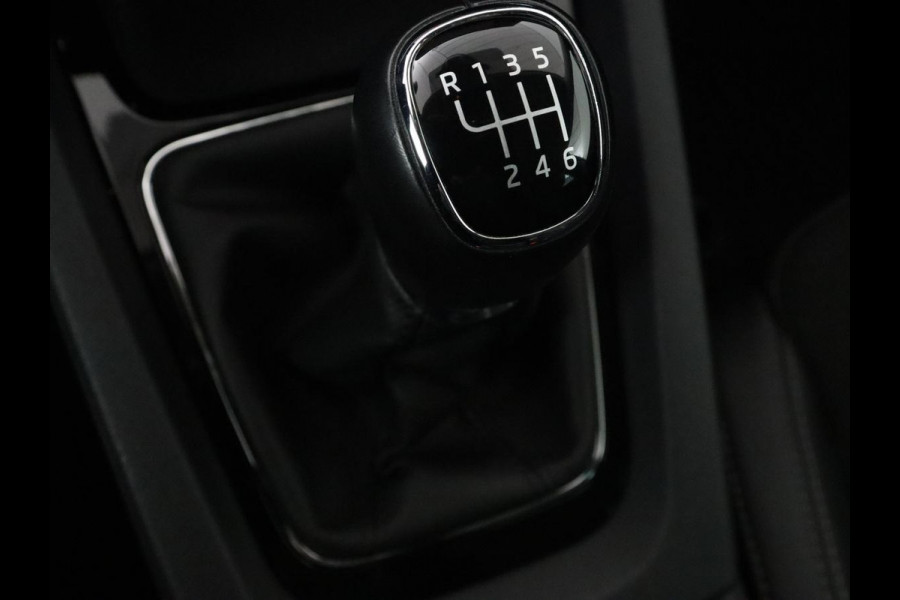 Škoda Octavia 1.5 TSI First Edition | Head-Up | Stoelverwarming | Adaptive cruise | Leder/Alcantara | Side Assist | Matrix LED | Keyless | Virtual Cockpit | Carplay | Navigatie | Park Assist