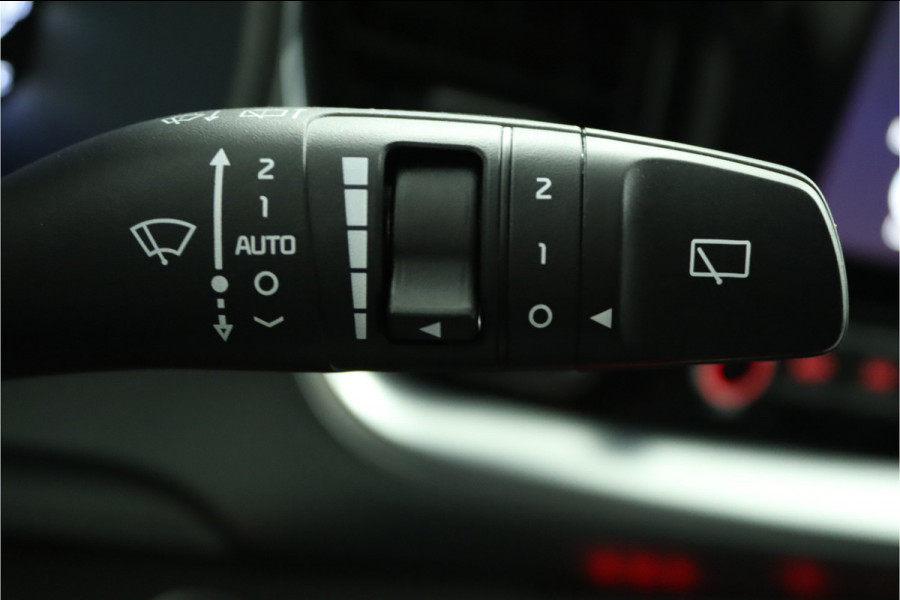 Kia Stonic 1.0 T-GDi MHEV DynamicPlusLine Apple Carplay/Android Auto - Cruise Control - Climate Control - Navigatie - Stoel/Stuur Verwarming - Fabrieksgarantie tot 10-2031