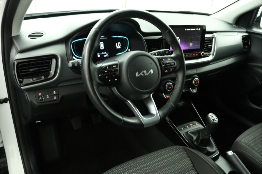 Kia Stonic 1.0 T-GDi MHEV DynamicPlusLine Apple Carplay/Android Auto - Cruise Control - Climate Control - Navigatie - Stoel/Stuur Verwarming - Fabrieksgarantie tot 10-2031
