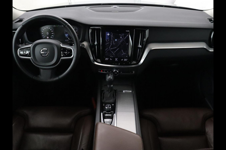 Volvo V60 Cross Country 2.0 T5 AWD Pro | Stoelventilatie | Massage | Massage | Trekhaak | Adaptive cruise | Nappaleder | Camera | Carplay | Harman/Kardon | Stoelverwarming | Navigatie | Memory | Full LED