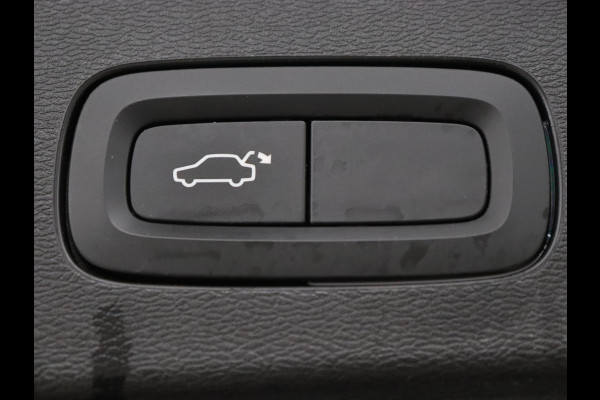 Volvo V60 Cross Country 2.0 T5 AWD Pro | Stoelventilatie | Massage | Massage | Trekhaak | Adaptive cruise | Nappaleder | Camera | Carplay | Harman/Kardon | Stoelverwarming | Navigatie | Memory | Full LED