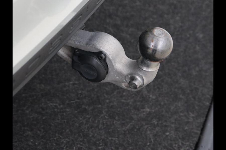 Volvo V60 Cross Country 2.0 T5 AWD Pro | Stoelventilatie | Massage | Massage | Trekhaak | Adaptive cruise | Nappaleder | Camera | Carplay | Harman/Kardon | Stoelverwarming | Navigatie | Memory | Full LED