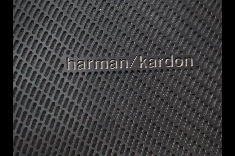 Volvo V60 Cross Country 2.0 T5 AWD Pro | Stoelventilatie | Massage | Massage | Trekhaak | Adaptive cruise | Nappaleder | Camera | Carplay | Harman/Kardon | Stoelverwarming | Navigatie | Memory | Full LED