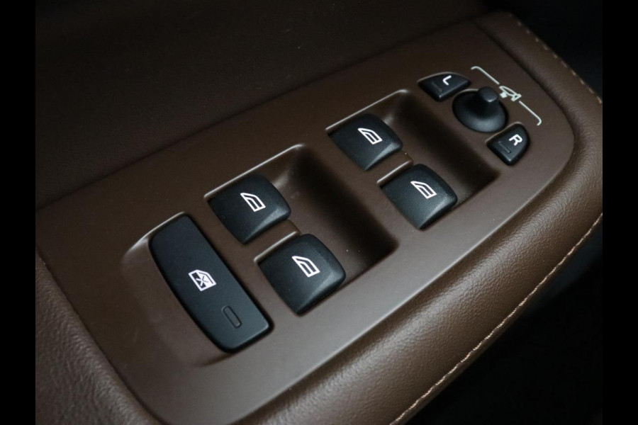 Volvo V60 Cross Country 2.0 T5 AWD Pro | Stoelventilatie | Massage | Massage | Trekhaak | Adaptive cruise | Nappaleder | Camera | Carplay | Harman/Kardon | Stoelverwarming | Navigatie | Memory | Full LED