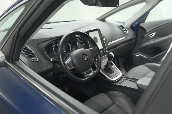 Renault Scénic TCe 140 EDC Bose | Trekhaak | Camera | Stoelverwarming | Adaptieve Cruise Control | Dodehoekdetectie