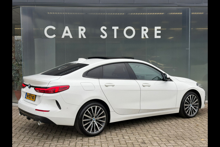 BMW 2 Serie Gran Coupé 220i Sport Line 178PK Pano|Sportstoelen|LED