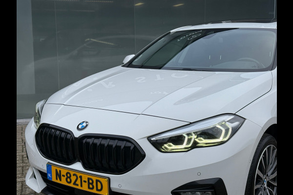 BMW 2 Serie Gran Coupé 220i Sport Line 178PK Pano|Sportstoelen|LED