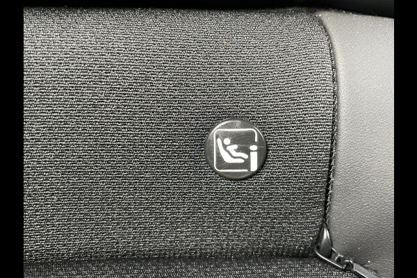 Jeep Avenger 1.2 Altitude | Winterpack | Keyless | Navigatie | CarPlay