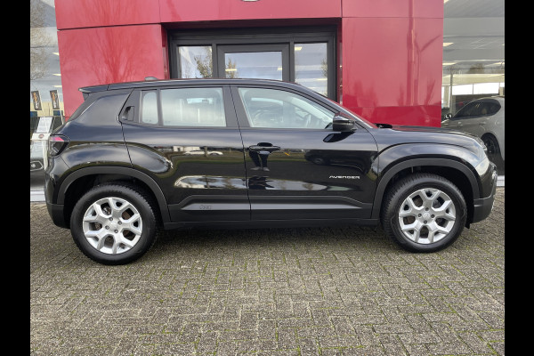 Jeep Avenger 1.2 Altitude | Winterpack | Keyless | Navigatie | CarPlay