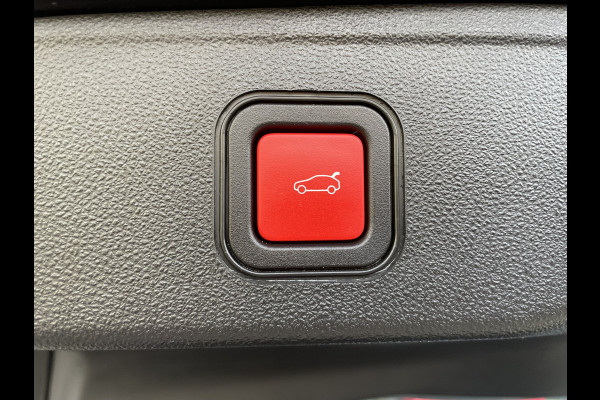 Jeep Avenger 1.2 Altitude | Winterpack | Keyless | Navigatie | CarPlay