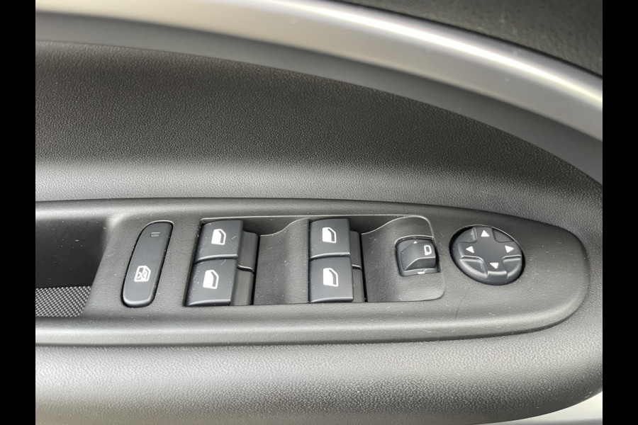 Jeep Avenger 1.2 Altitude | Winterpack | Keyless | Navigatie | CarPlay