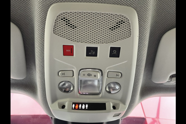 Jeep Avenger 1.2 Altitude | Winterpack | Keyless | Navigatie | CarPlay