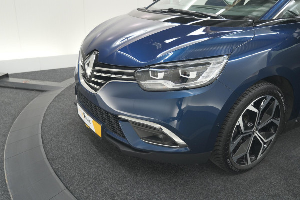 Renault Scénic TCe 140 EDC Bose | Trekhaak | Camera | Stoelverwarming | Adaptieve Cruise Control | Dodehoekdetectie