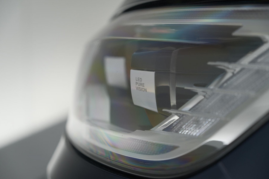 Renault Scénic TCe 140 EDC Bose | Trekhaak | Camera | Stoelverwarming | Adaptieve Cruise Control | Dodehoekdetectie