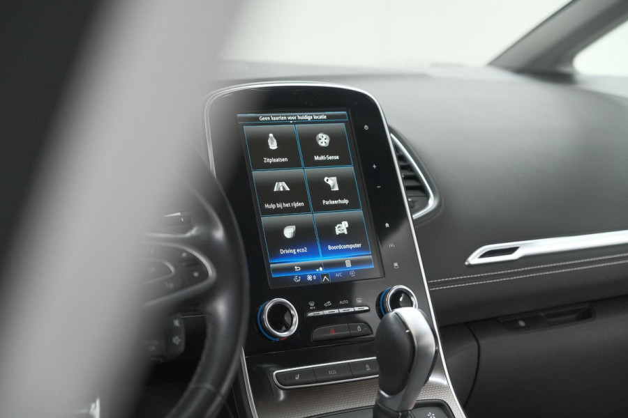 Renault Scénic TCe 140 EDC Bose | Trekhaak | Camera | Stoelverwarming | Adaptieve Cruise Control | Dodehoekdetectie